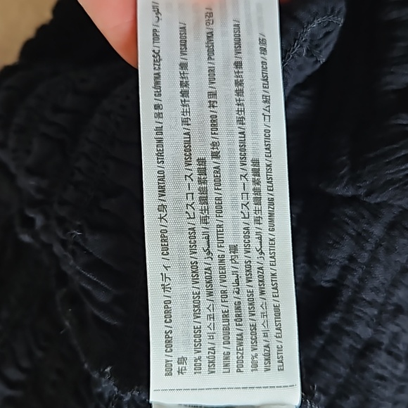 Abercrombie & Fitch black crop top ruched straped size small - Picture 13 of 13